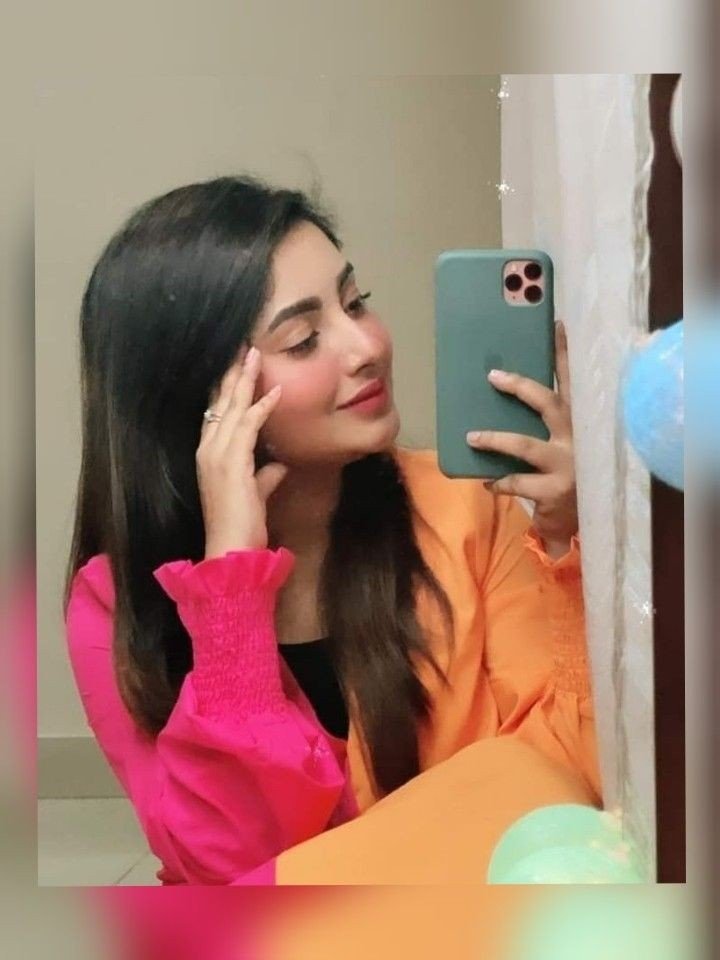Cute girl Pic instagram