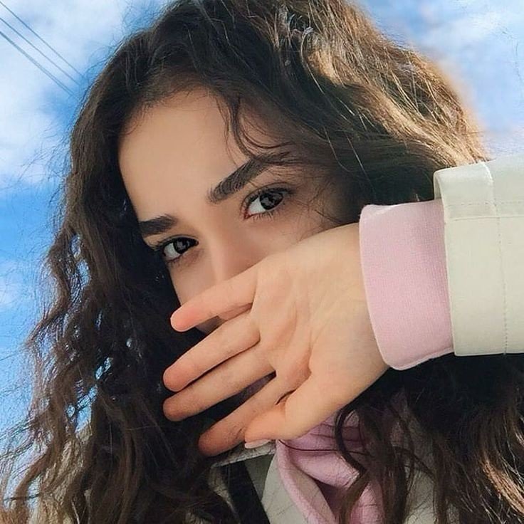 Cute girl Pic instagram