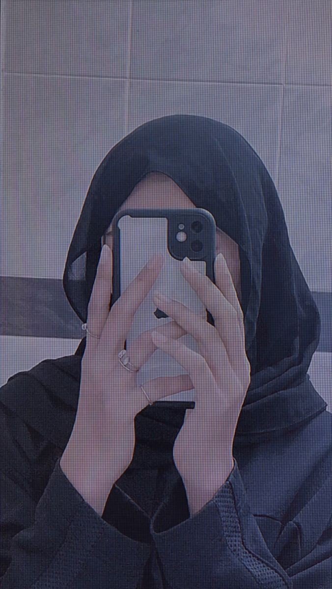 Instagram Stylish hijab girl