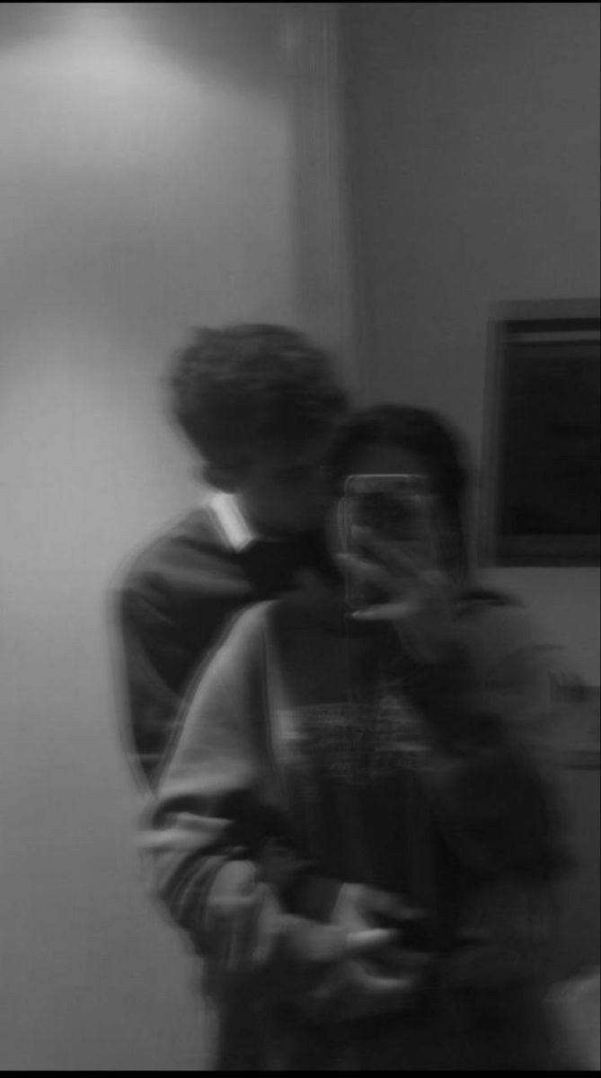 Instagram cute couple dp