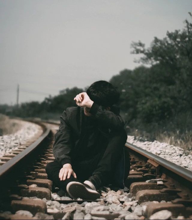 Sad dp Whatsapp