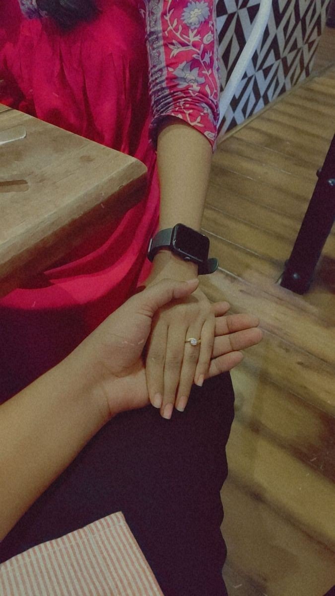 couple hand Photos