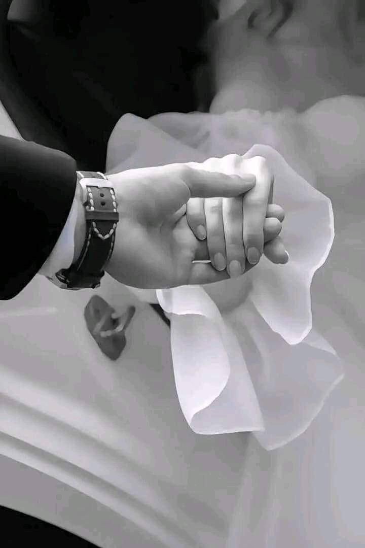 couple hand images