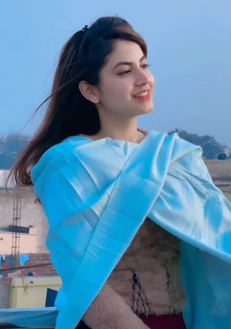 cute girl pic hd