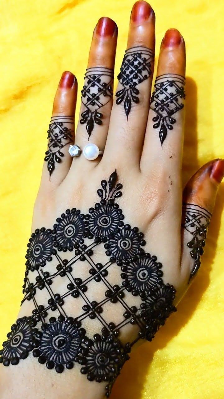 cute mehendi design photos Mehendi design Arabic