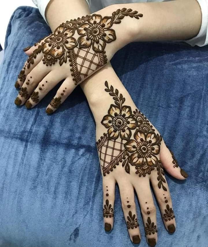 cute mehndi designs