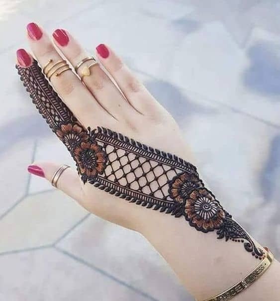 easy mehndi design photos