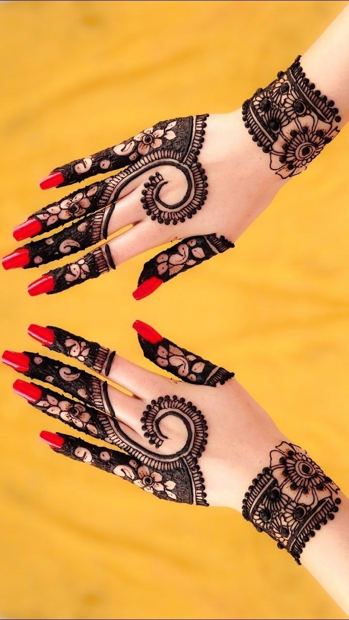 easy mehndi design photos