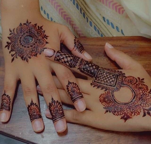 easy mehndi design