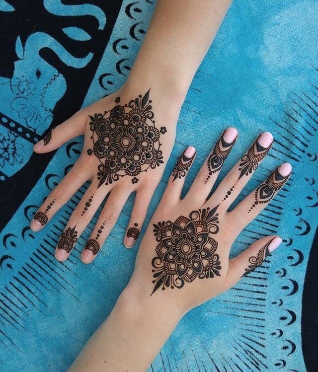 new mehndi design photo girl