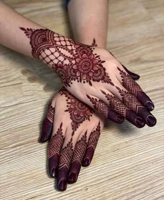 new mehndi design photo girl