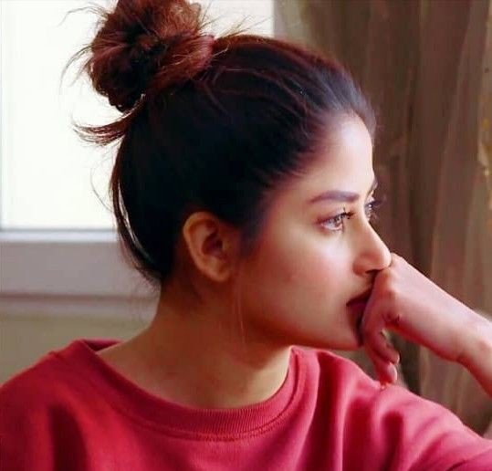 sad girl dp Instagram