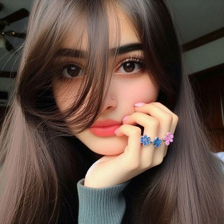 single cute girl pic