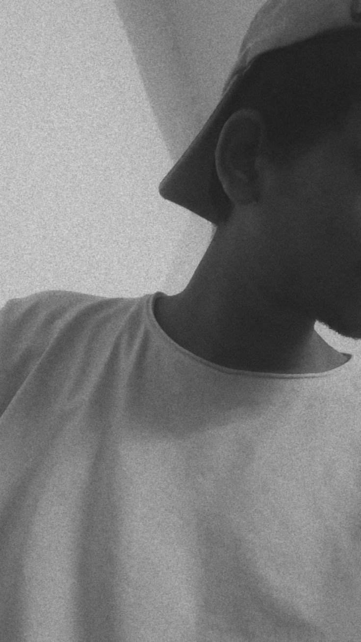 stylish sad boy dp